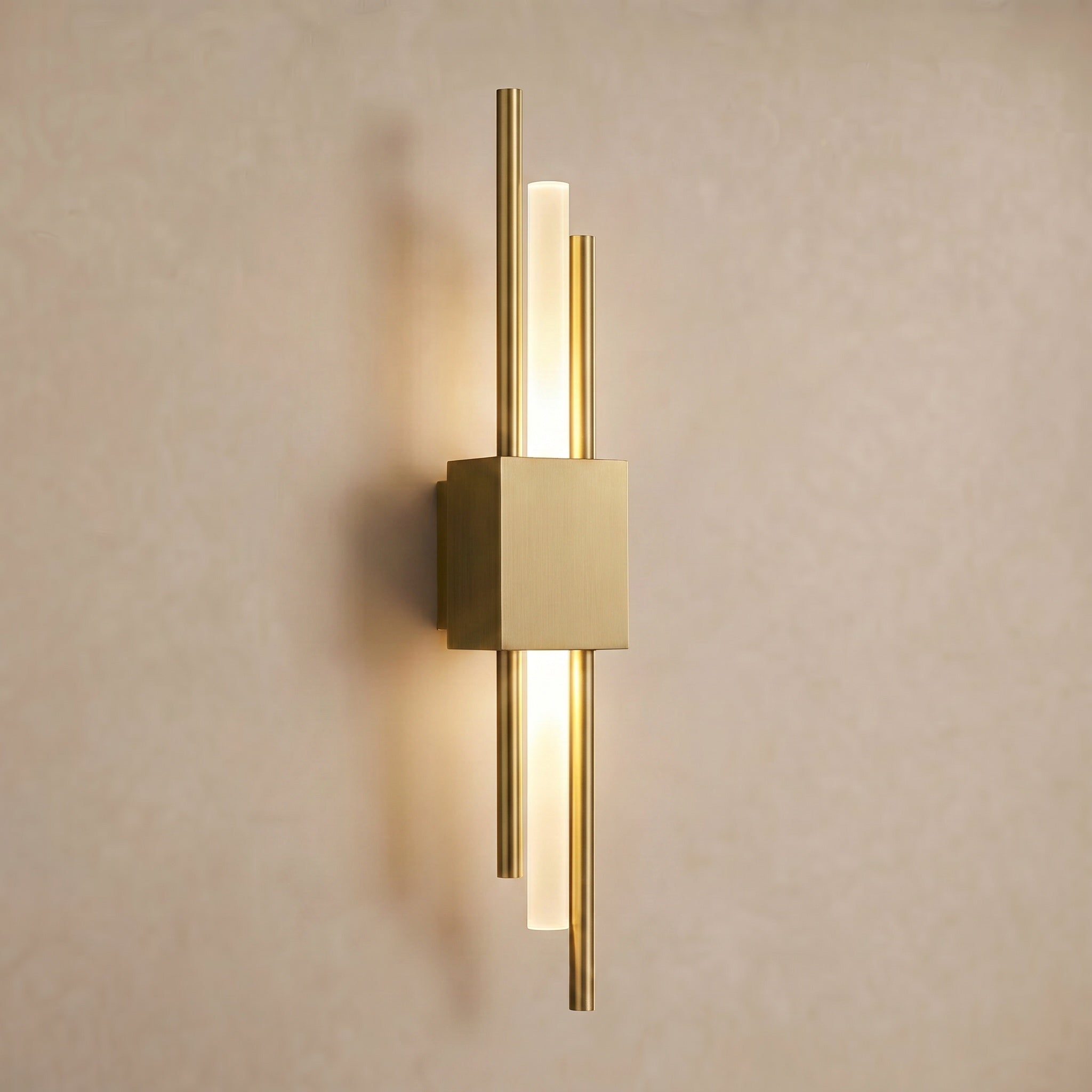 Sfeerco Minimalist Wall Light Dimmable Three-Tone Gold – Uno