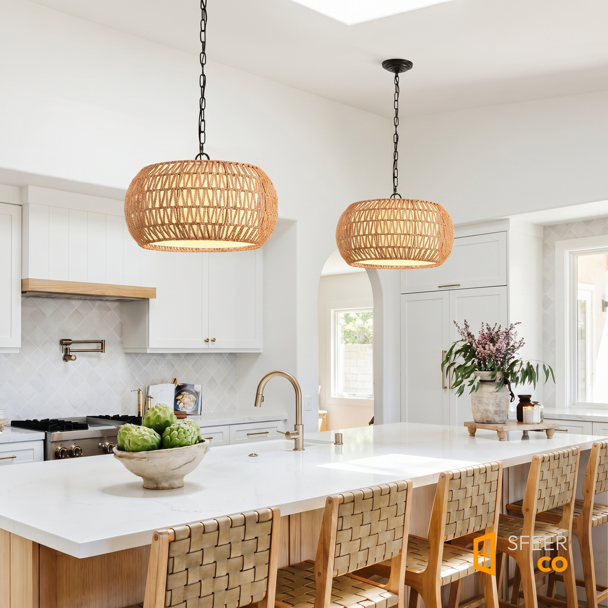 Multiple Sfeerco Palma pendant lights hanging above kitchen island